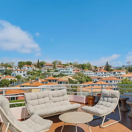 Perla Do Oceano - Sea View With Xl Terrace Апартаменты *